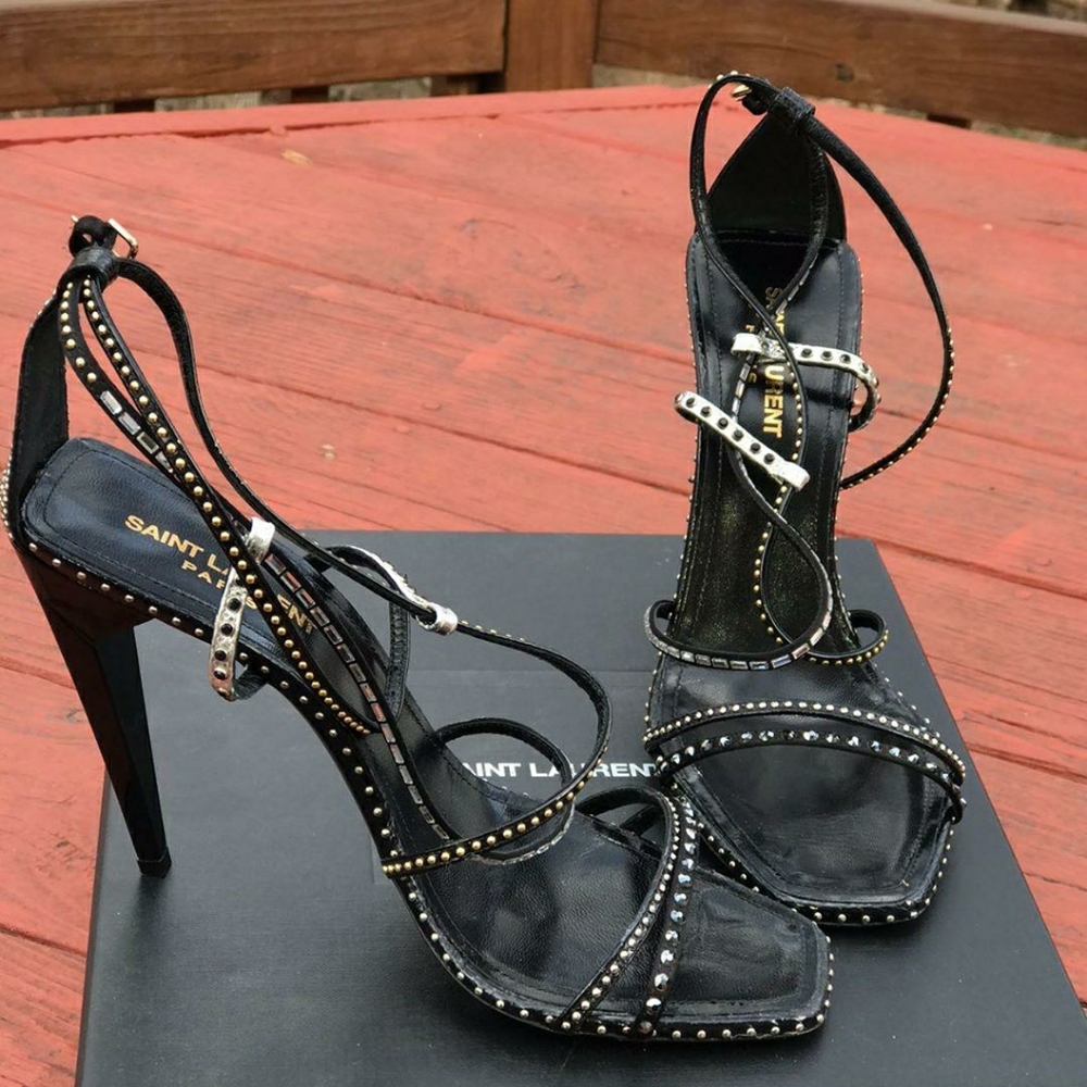 Yves saint Laurent sandals with silver stones